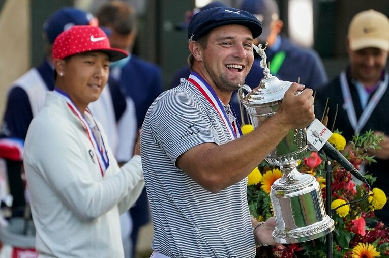 4日間アンダーパーで回ったのはデシャンボーのみ。混戦が予想された全米オープンでその“努力”を証明してみせた ／ photograph by AP/AFLO