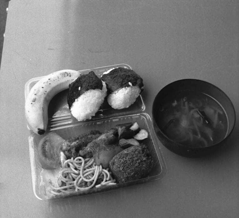 日本ハム2軍密着（1988年）。昼食は弁当デザートにバナナ　©BUNGEISHUNJU