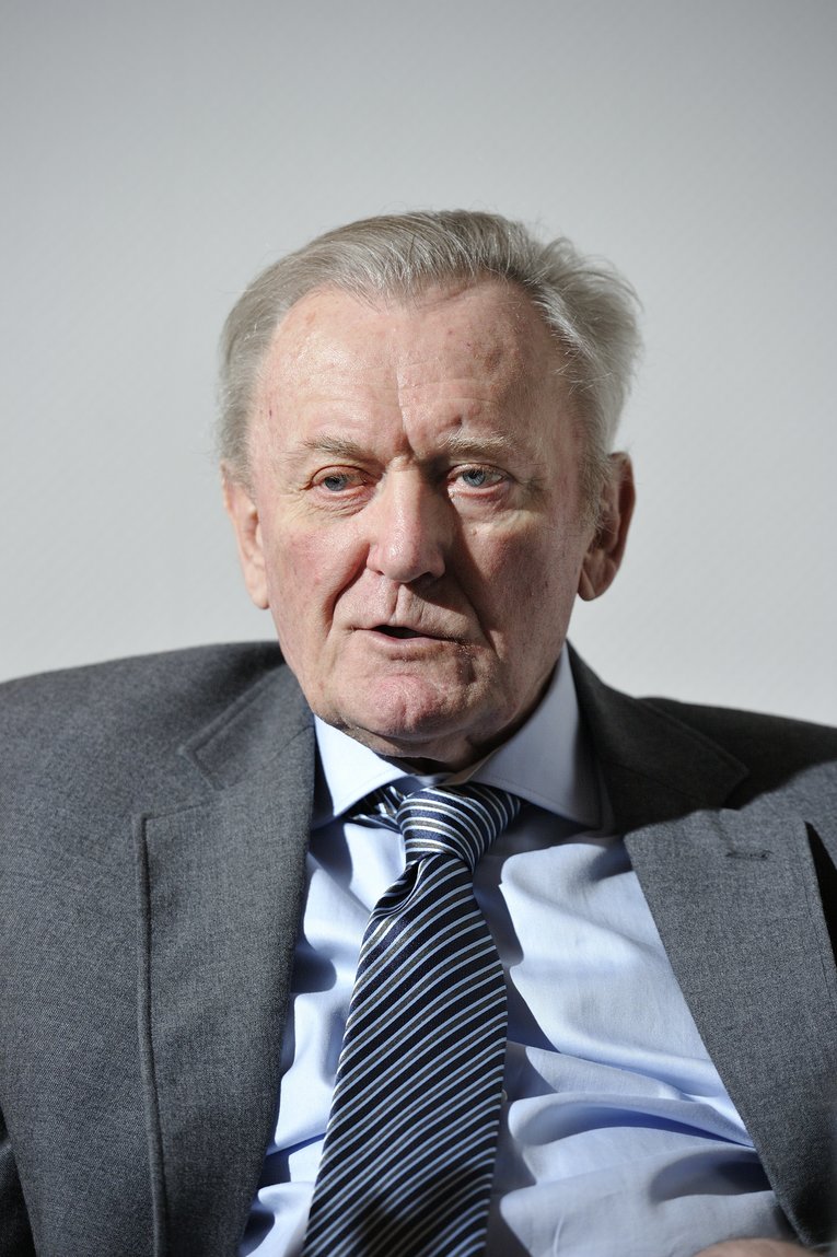 80歳になってなお、監督業に意欲を示すオシム。サッカーのない人生は考えられないのだろう