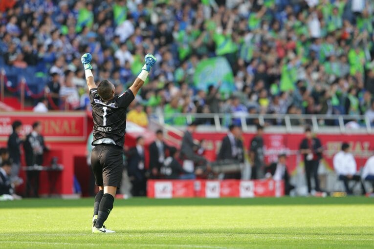 2018年ルヴァンカップ制覇の瞬間。古巣マリノス相手に成長を見せつける勝利でもあった　©︎J.LEAGUE