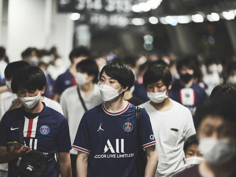 国立競技場の観客　©Yuki Suenaga