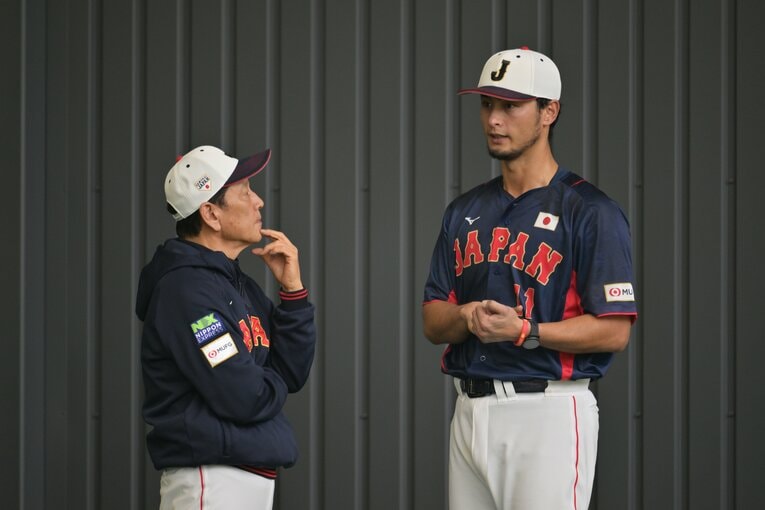 強化合宿でダルビッシュと　©Hideki Sugiyama