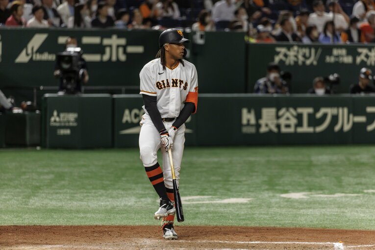 「60点」ソフトバンク。巨人に在籍したウォーカーはソフトバンクへ　©Kichi Matsumoto