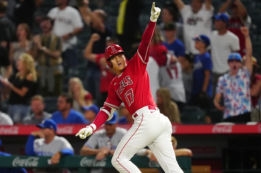 「大谷翔平とトラウトはオールスターの顔だ!」 エンゼルス監督代行は大谷の“2年連続出場”を確信? 逆転選出のために必要なことは<Number Web> photograph by Getty Images