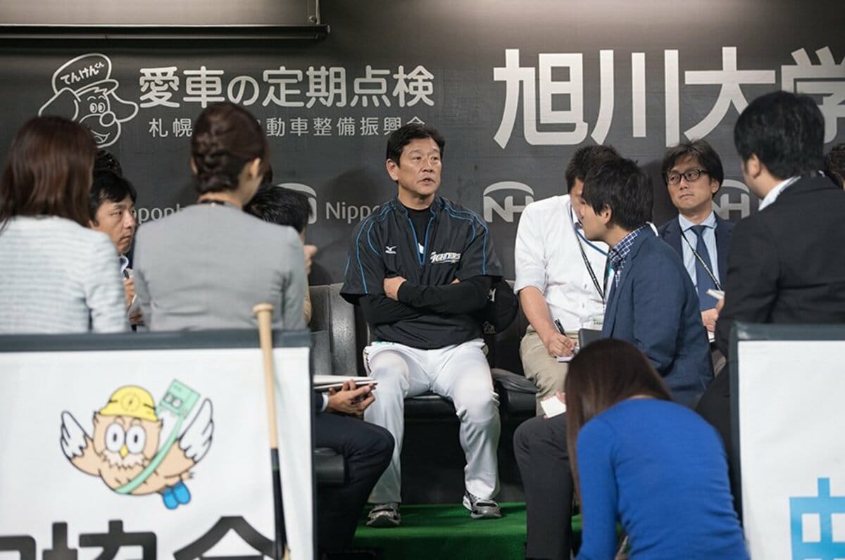 外面は菩薩 内面は夜叉 日本ハム 栗山英樹の監督哲学とは プロ野球 Number Web ナンバー