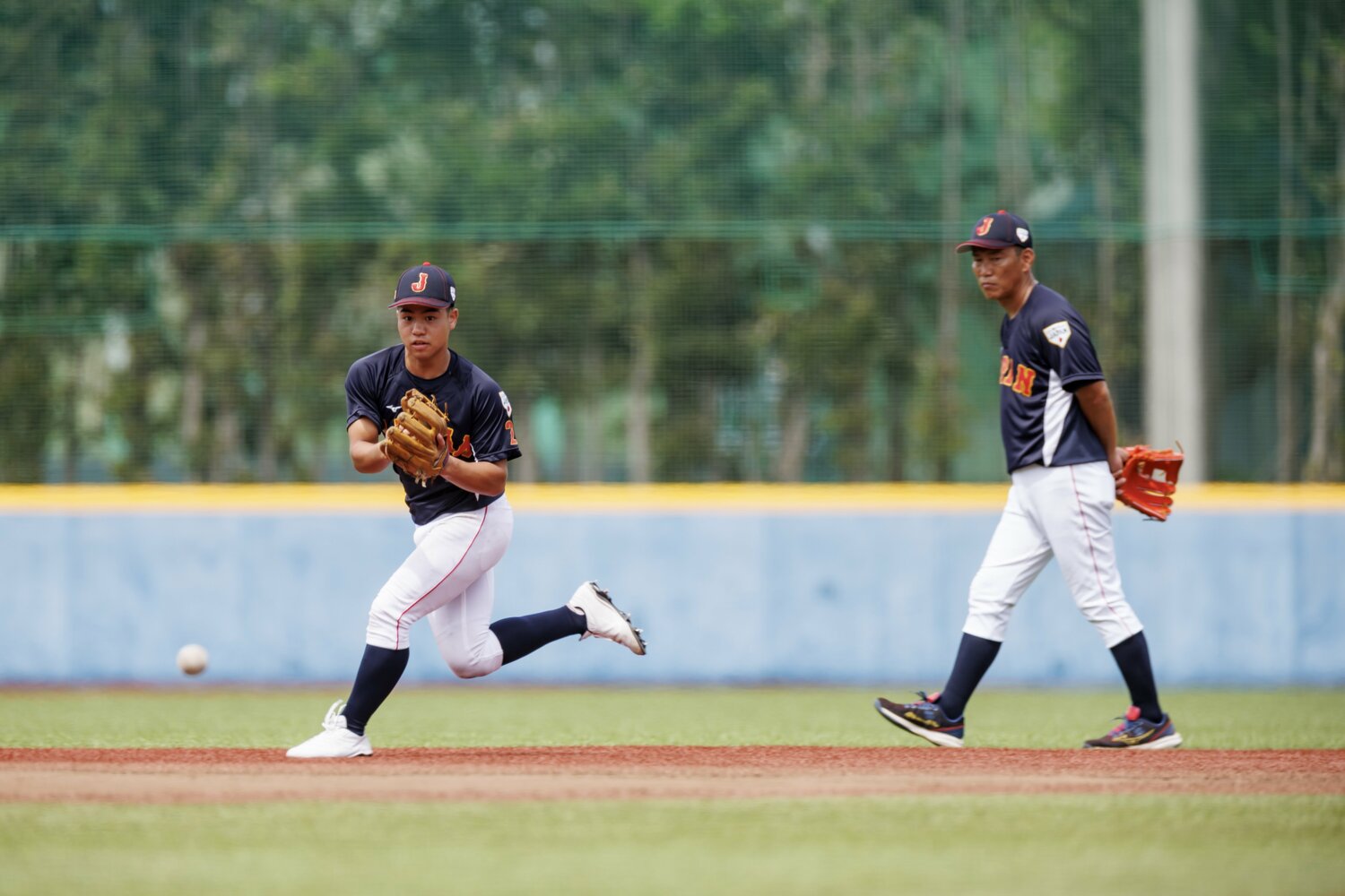 横浜ではショート、日本代表ではセカンドで活躍した緒方漣。高校レベルを超越した守備力は日本の武器になった ©Kichi Matsumoto