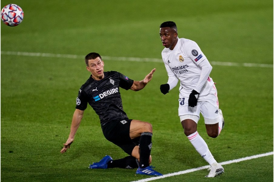 逞しさとスピードあふれる突破力が魅力のビニシウス©Getty Images