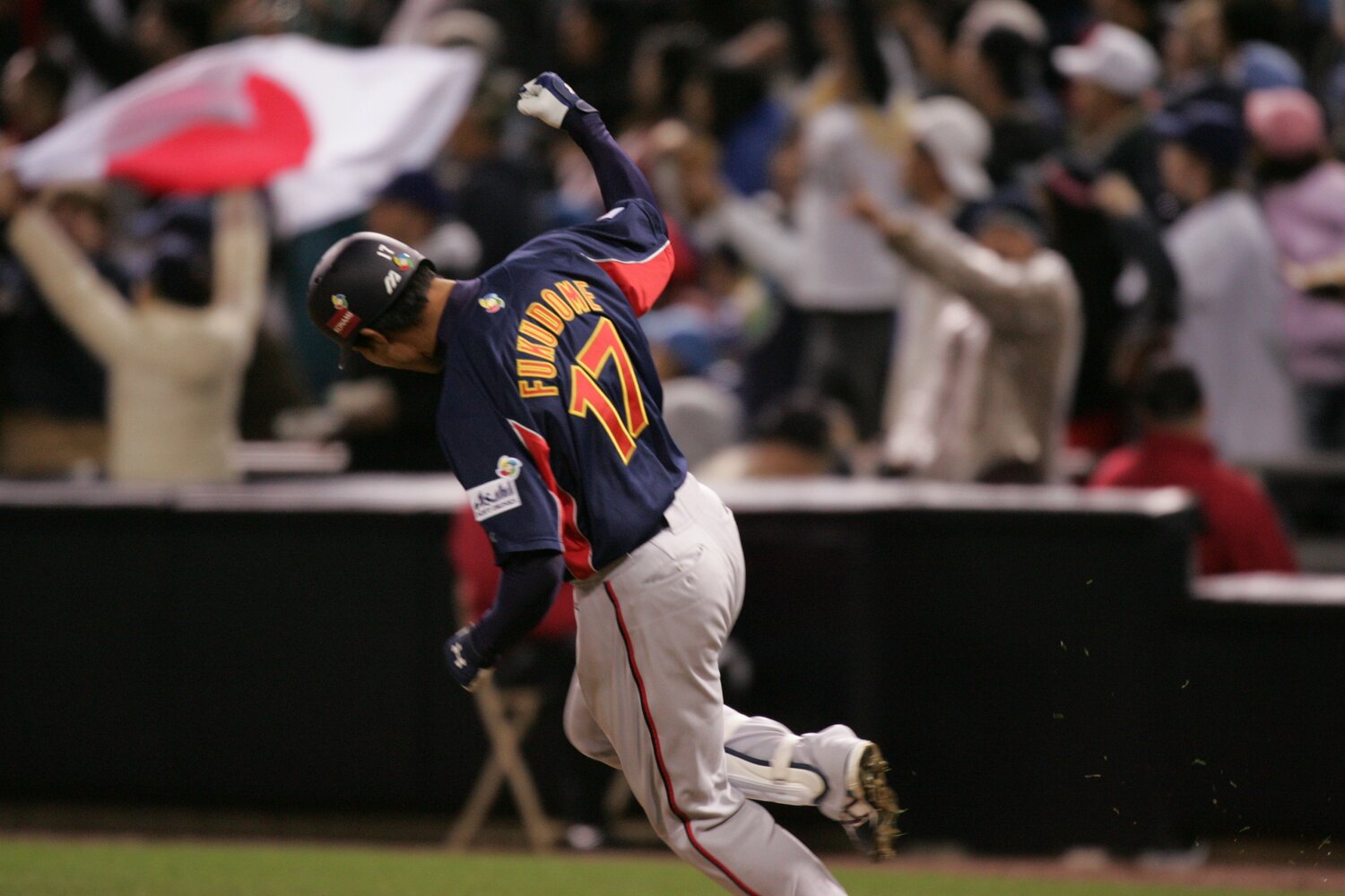 2006年のWBC準決勝。同点の7回に決勝の代打2ランを放った福留孝介 ©Naoya Sanuki