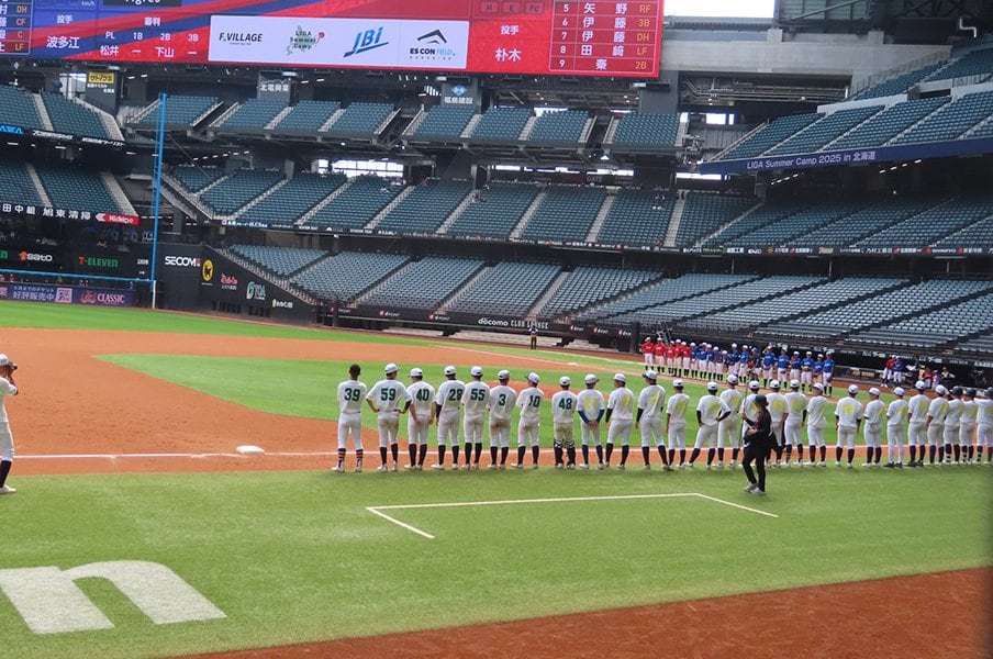 「昨年は巨人ドラ4が参加」夏の甲子園を逃したプロ志望球児がエスコンなど北海道にいた…魅惑の190cm両打ちショート、最速146キロ右腕とは＜Number Web＞ photograph by Kou Hiroo