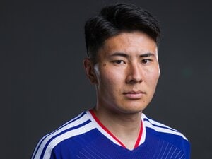 「ジュンは図太い」「ボソボソ話すのは変わらない（笑）」日本代表22歳DFを恩師も久保建英も絶賛…「まだ怖いもの知らずだと」鈴木淳之介がW杯へ語った決意
