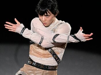 「1番、羽生結弦さん」“企画もプロデュースも出演も”羽生結弦…記者が驚いたプロ初のアイスショーの中身「まさか90分を1人で…」＜Number Web＞ photograph by Asami Enomoto