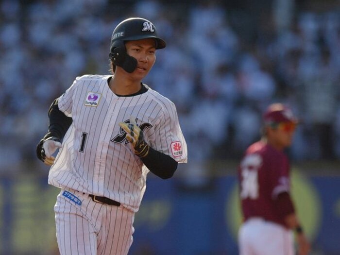 「人間としてのレベルが違った」ロッテ藤原恭大は“大谷翔平と吉田正尚”から何を学んだ？ 近藤健介に次ぐ打率パ2位…好調の要因とは＜Number Web＞ photograph by Sankei Shimbun