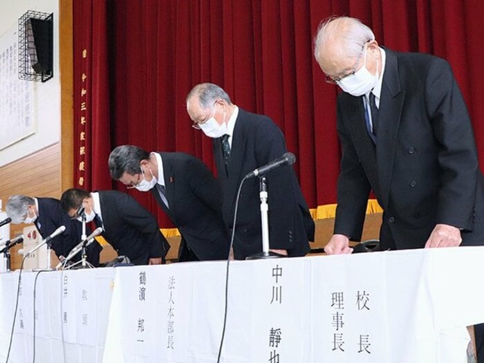 〈秀岳館だけではない高校サッカー強豪校と抑圧問題〉“監督の独裁”から選手主体になったチームは何をどう変革したのか＜Number Web＞ photograph by Kyodo News