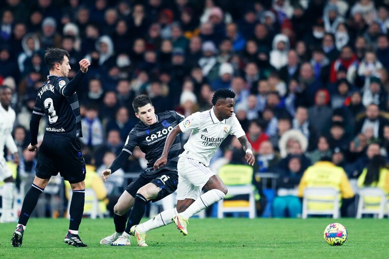 「クボのソックスに穴が！」バルサに続きマドリーも“久保建英が脅威”だった…現地撮影で感じた出色の貢献「クロースが苦虫を」(43)