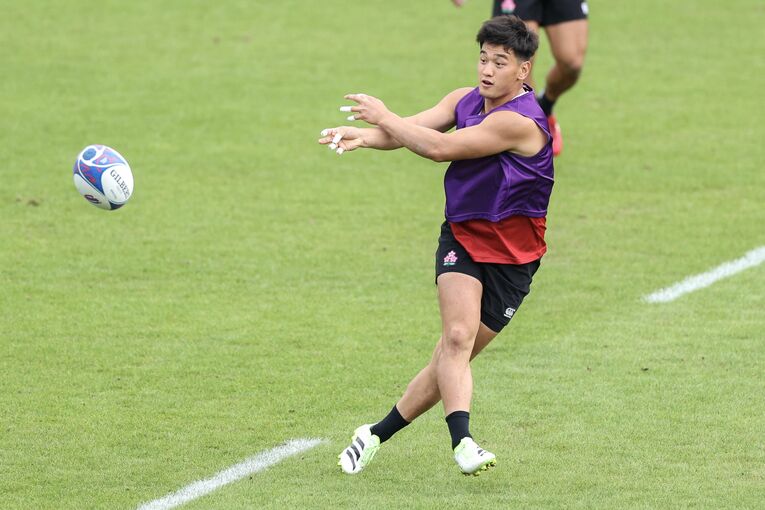 W杯では出場メンバーのサポートにまわっている李承信。来るべき日に向けて準備を怠ることはしない　©︎JIJI PRESS