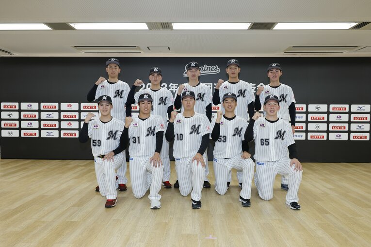 入団会見で　©︎Chiba Lotte Marines