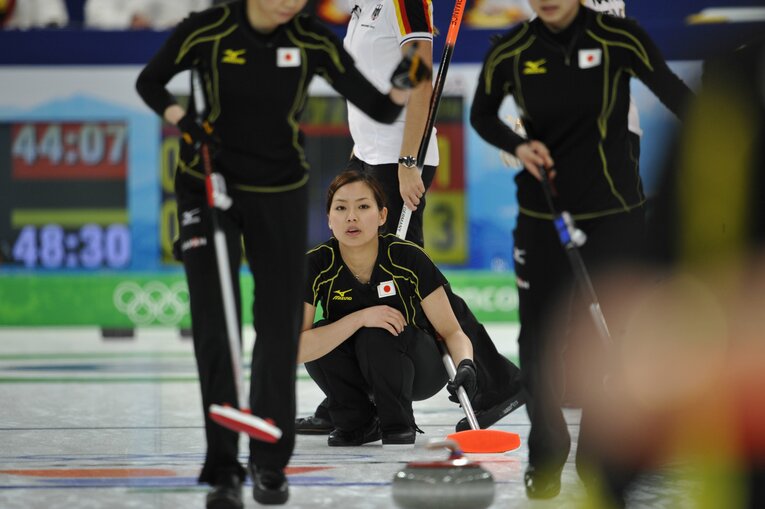 【カーリング女子レア写真】バンクーバー五輪での近江谷…写真は右に続きます　©Takuya Sugiyama/JMPA