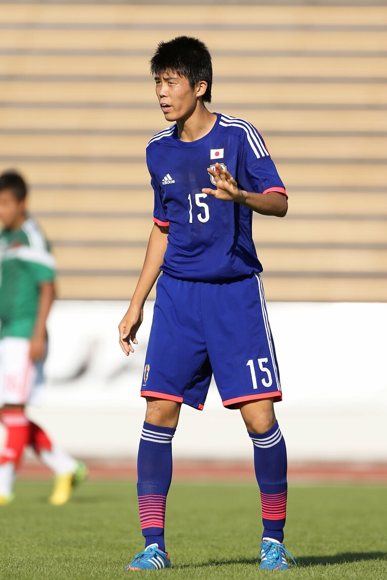 2014年、U-17日本代表時代の冨安健洋（当時15歳）　©AFLO