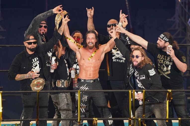 歓喜のジェイ・ホワイトとバレットクラブの面々