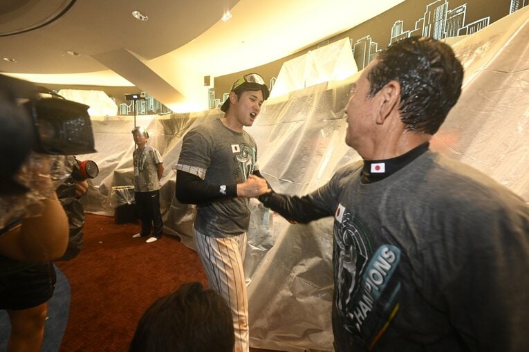 WBC後の祝勝会（代表撮影） ©Naoya Sanuki