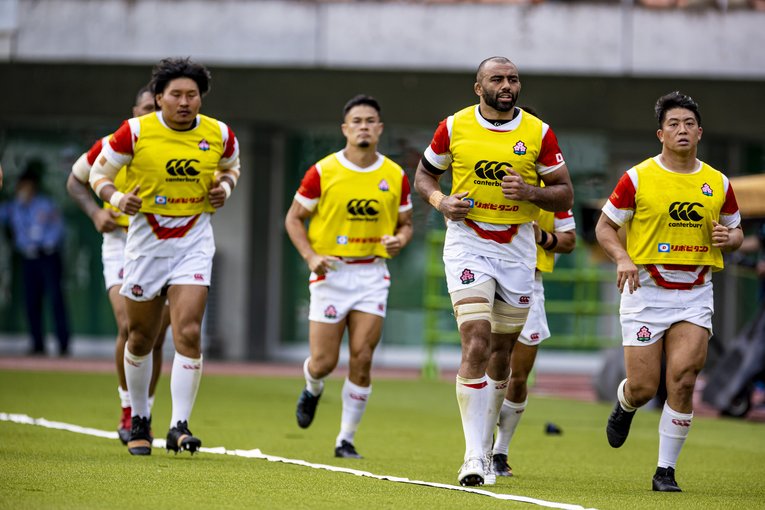 日本代表のウォーミングアップ　©︎Kiichi Matsumoto