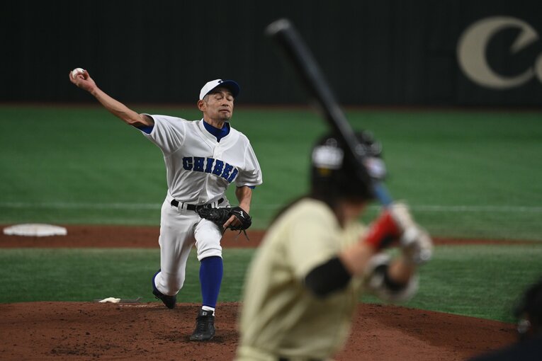 イチロー「僕がいなかったらできないから」女子高校選抜戦までの怪我とプレッシャーとの“知られざる戦い”…試合後に輝いた“49歳の笑顔”(39)