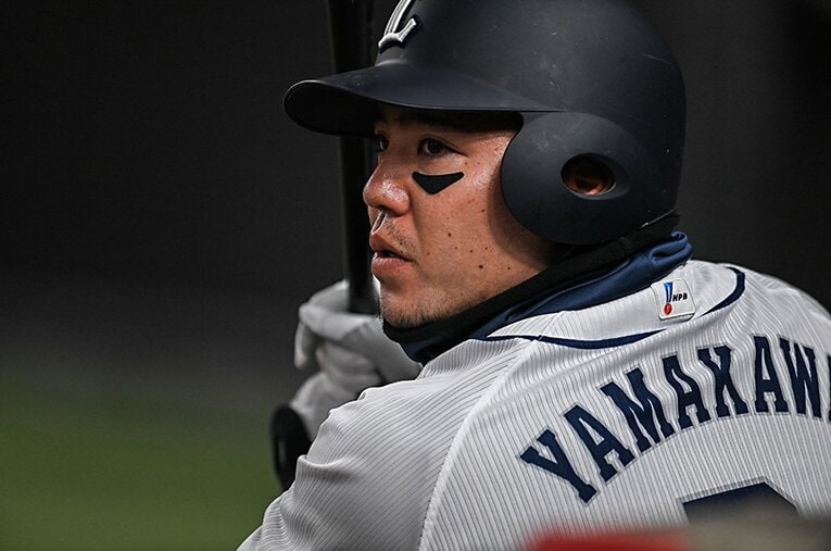 低迷した打率だけでなく、本塁打も24本にとどまった山川穂高。強力なレオ打線を取り戻すためには、背番号3の復調は必須条件だ ／ photograph by Nanae Suzuki