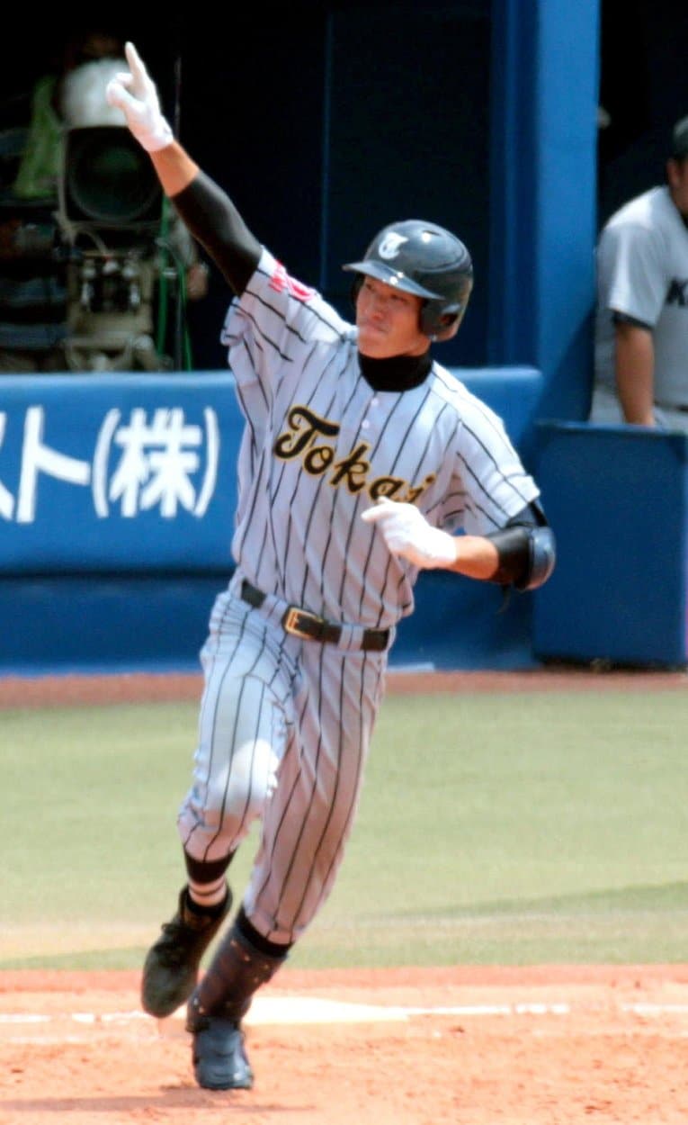 東海大相模高時代の大田泰示（現・日本ハム）。2008年ドラフトで巨人、ホークスから1位指名を受け、抽選の結果、巨人が交渉権を獲得した　©Sankei Shimbun