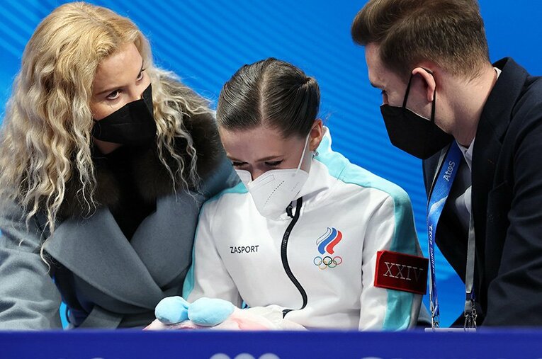 スポーツ仲裁裁判所（CAS）に五輪個人戦への出場が認められたワリエワ。15日のSPはミスがあったものの、首位で終えている ／ photograph by JIJI PRESS