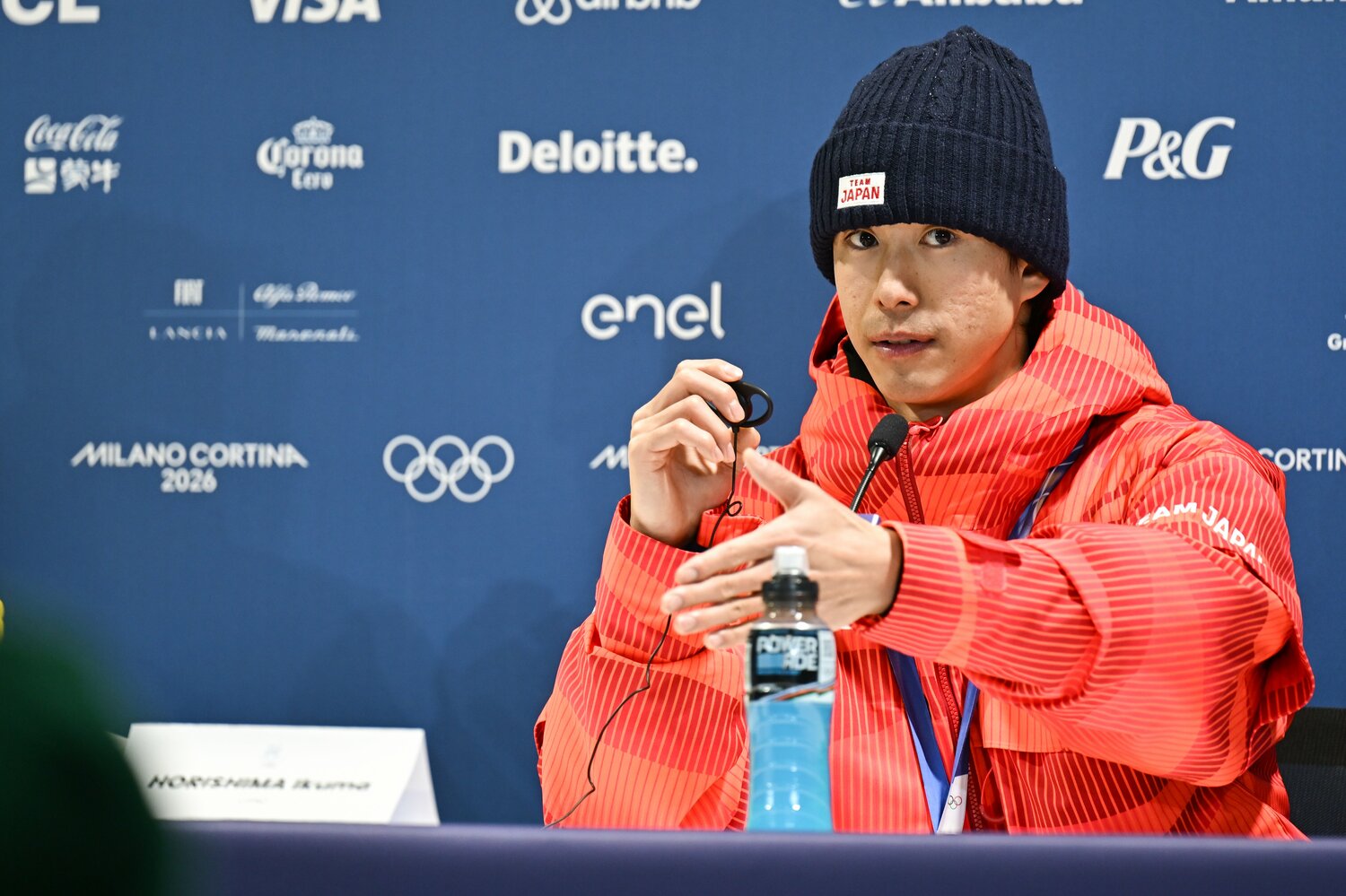 会見では自身の滑りを明晰に分析し、潔い言葉を口にした堀島　©Nanae Suzuki/JMPA