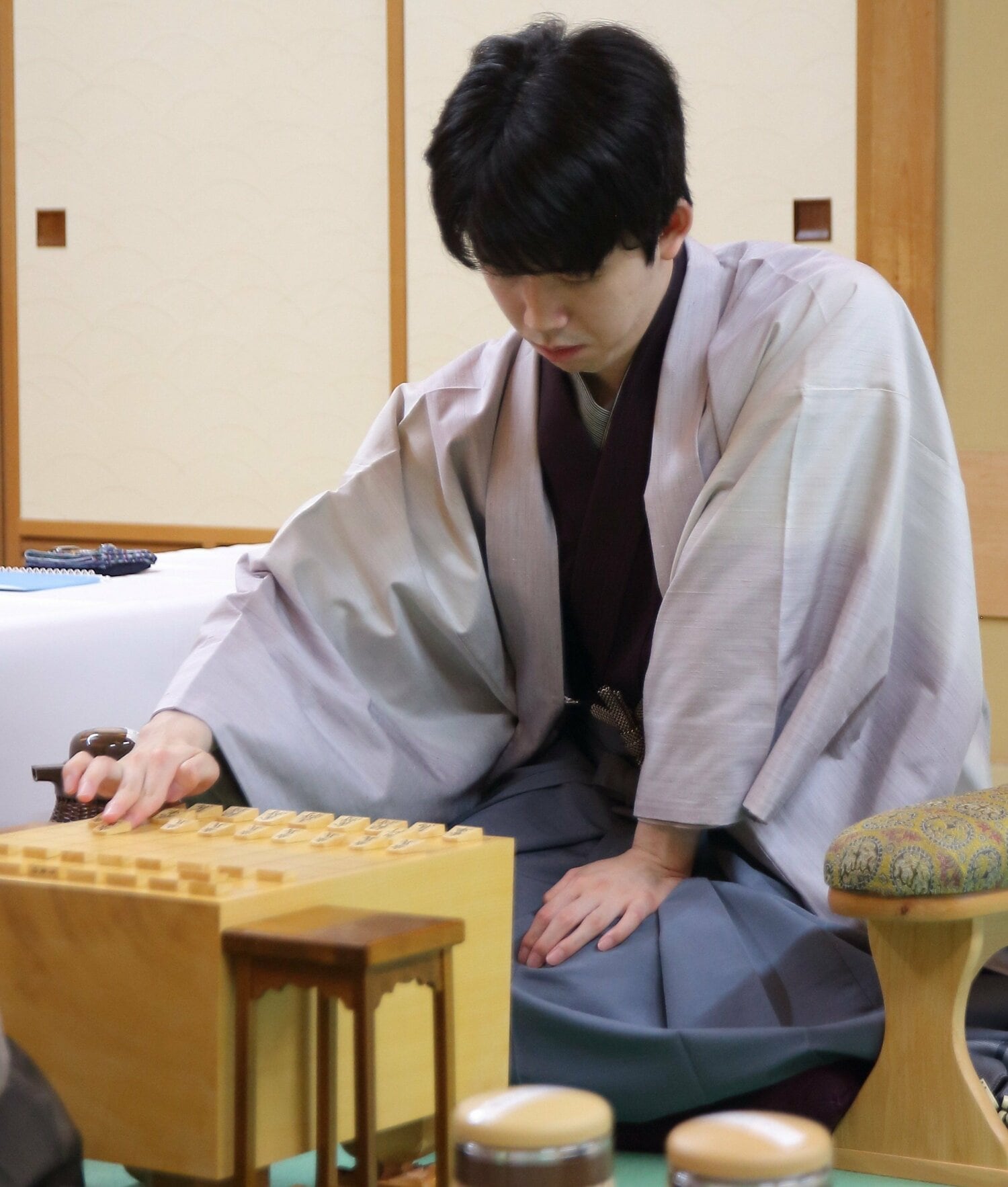 指し直し局の藤井　©日本将棋連盟