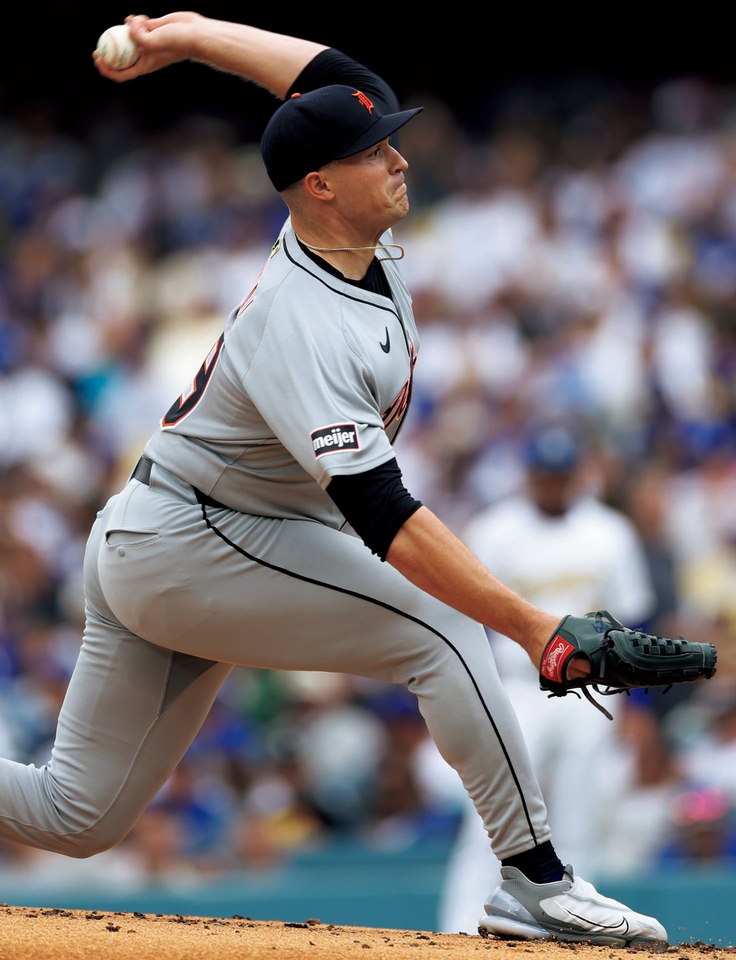 タリク・スクバル「英雄は危機を乗り越えて」