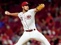 SHOHEI OHTANI 2025＞ 大谷翔平 連覇を語る。 - Number1134・1135号