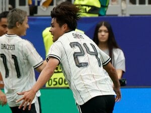 佐野海舟でも、鈴木彩艶でも、田中碧でもない…W杯ブラジル戦で現地撮影カメラマンが「最もグッときた」日本代表“ある選手”の胸アツ写真とは？