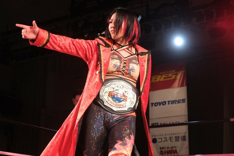 水着グラビアも披露のアイドル路線から急転換…素顔は“オラオラ”、スターダムのベルトも獲得した岩田美香の渇望「総合格闘技かキックにも」(68)