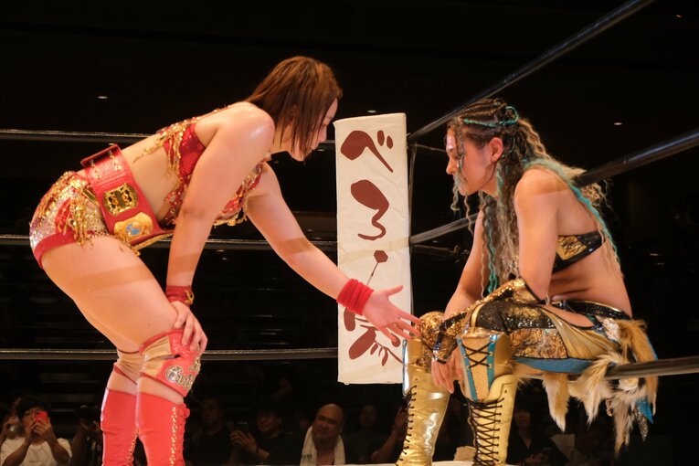 「泣いてんじゃねえ！ってビンタしたけど…」WWEから帰還したSareeeが日本で目指す“プロレス”とは？「ライバルはいればいるほど面白い」(38)