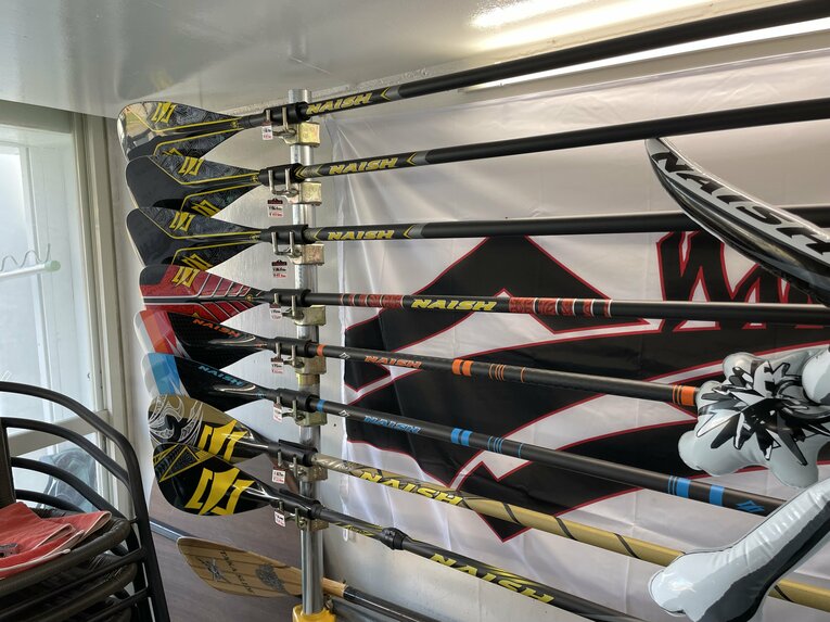 「TAKA SLIDE」店内の様子　 ©Takashi Ishizuka