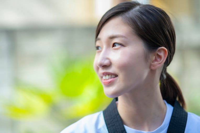 「首が“くの字”に曲がって…」テコンドー山田美諭27歳が語る“壮絶な過去”…現在は信金に毎日勤務「庶務の勉強をしています」＜五輪5位入賞＞(8)