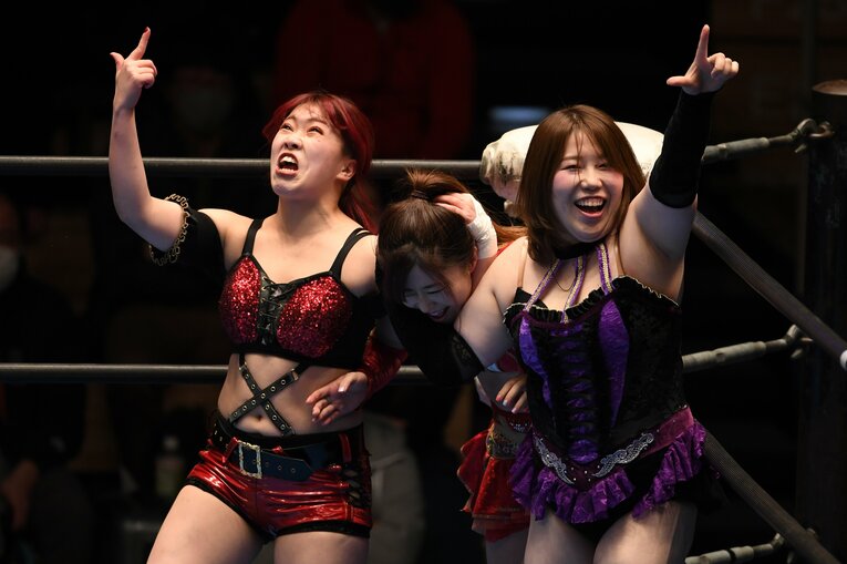 12月31日（昼）のアイスリボン。鈴季すず・宮城もち組