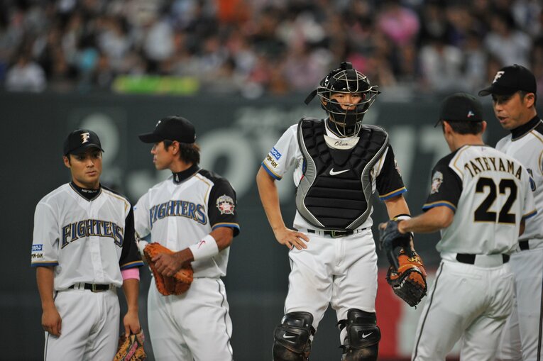 2010年の日本ハムファイターズ　中央は大野　©︎Hideki Sugiyama