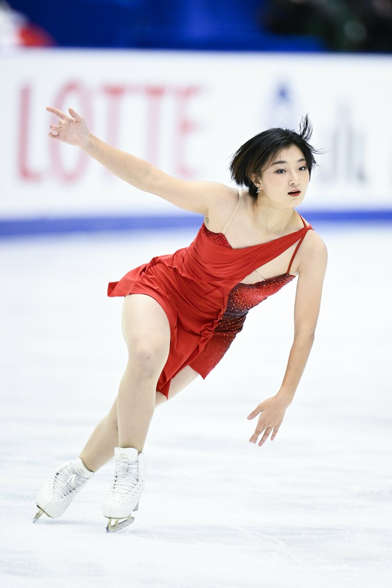 「天使と悪魔が戦ってて…」世界女王・坂本花織22歳が五輪メダル後のシーズンで抱える葛藤「今季あらゆる場面で、悪魔が言うんです」(32)