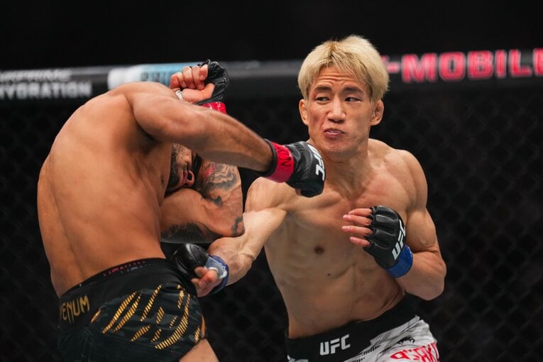 UFC世界フライ級王座に挑んだ朝倉海は、パントージャに敗れた　©Getty Images