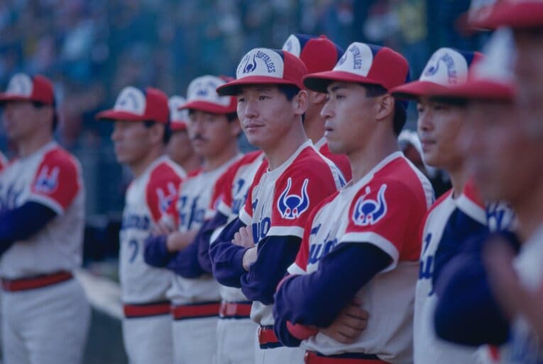 1989年日本シリーズ、近鉄の選手たち（真ん中は阿波野秀幸）　©BUNGEISHUNJU