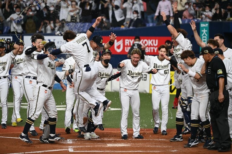 日本シリーズ第5戦、サヨナラホームランの瞬間　©︎Naoya Sanuki