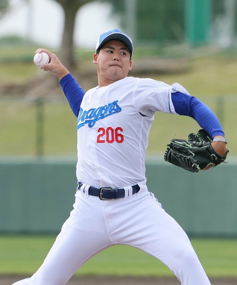 今年２月の春季キャンプでシート打撃に登板した松木平　©︎JIJI PRESS