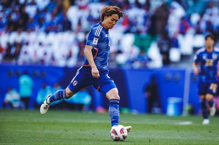 イラン戦で試合終了間際にPKを与えてしまった板倉滉。コンディションに問題を抱えていたのか、いつになく不安定なプレーぶりだった ／ photograph by Kiichi Matsumoto