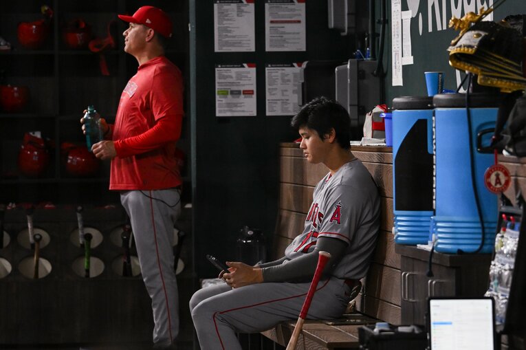 勉強中の大谷　©Nanae Suzuki