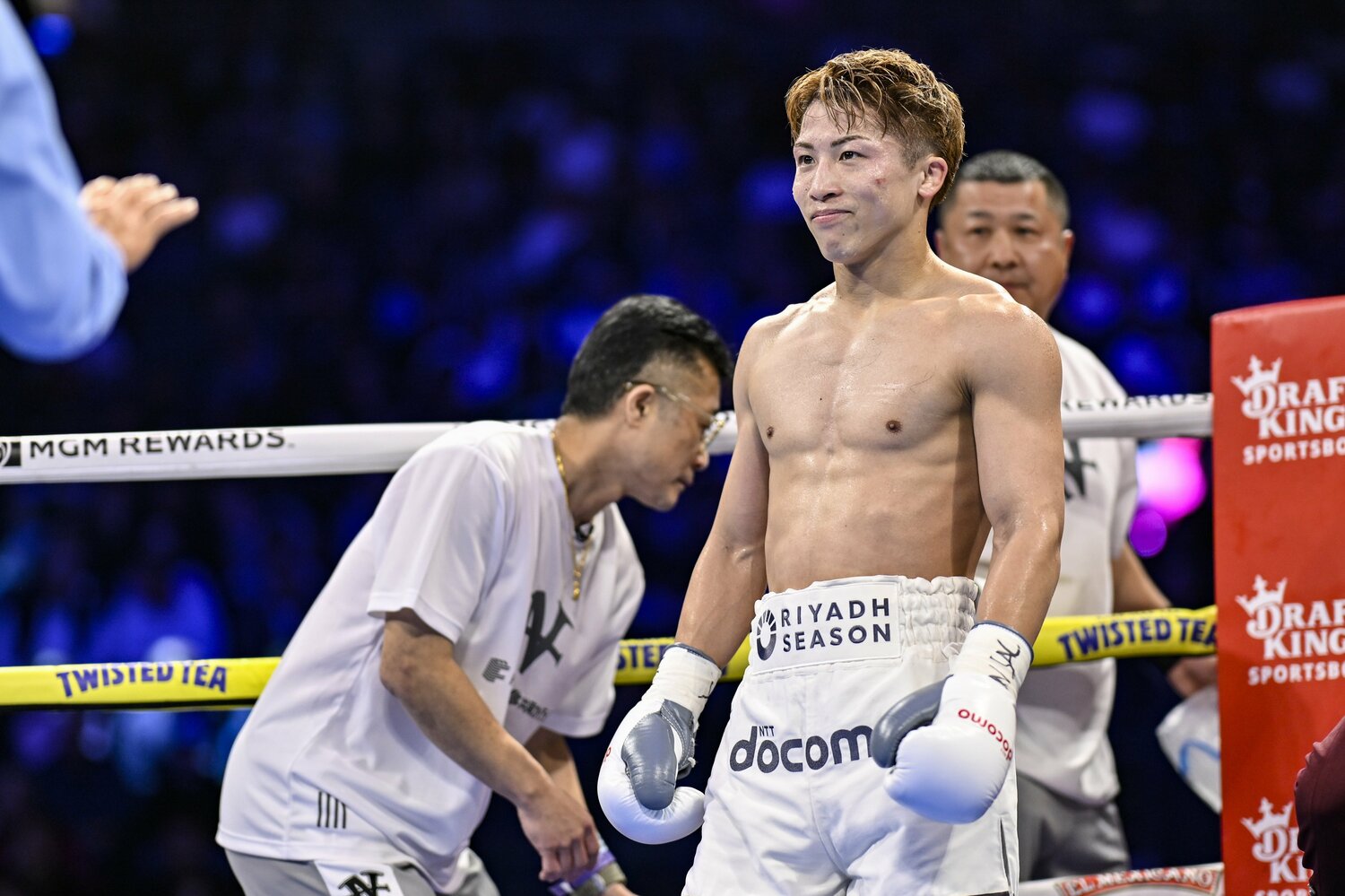 カルデナス戦で笑顔を見せる井上尚弥。強烈なダウンを喫しながら相手を追い詰める姿に、エルナンデス氏も驚きを口にした ©︎Hiroaki Finito Yamaguchi