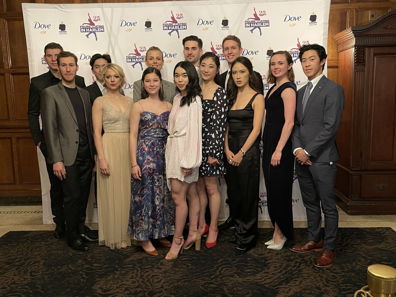 「フィギュアスケーティング・イン・ハーレム」の25周年記念ガラパーティーに登場したスケーターたち　©Akiko Tamura