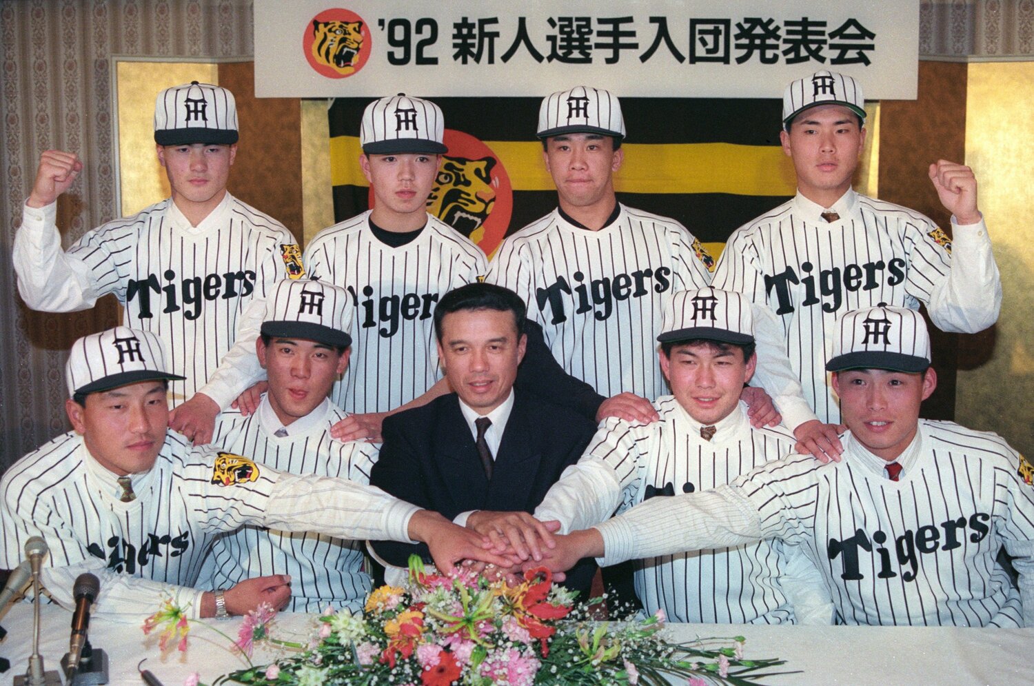 「1991年ドラフトの失敗」暗黒時代の阪神が中村紀洋を獲らず萩原誠を1位指名したワケ…名スカウトの怒り「結局、獲りやすい選手を獲っていた」＜Number Web＞ photograph by KYODO